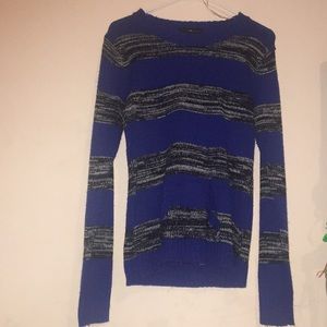 Long sleeve black, white and blue sweater & scarf